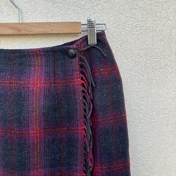 Plaid Blanket Wrap Skirt with Fringe by Talbots Size 6 - Picture 2 of 4